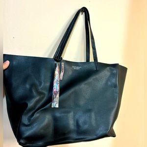 Victoria secret tote